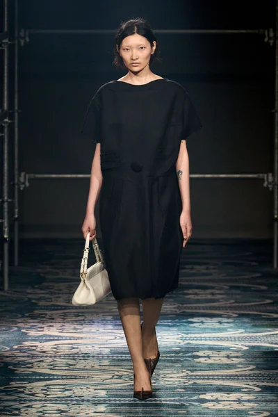Look 4